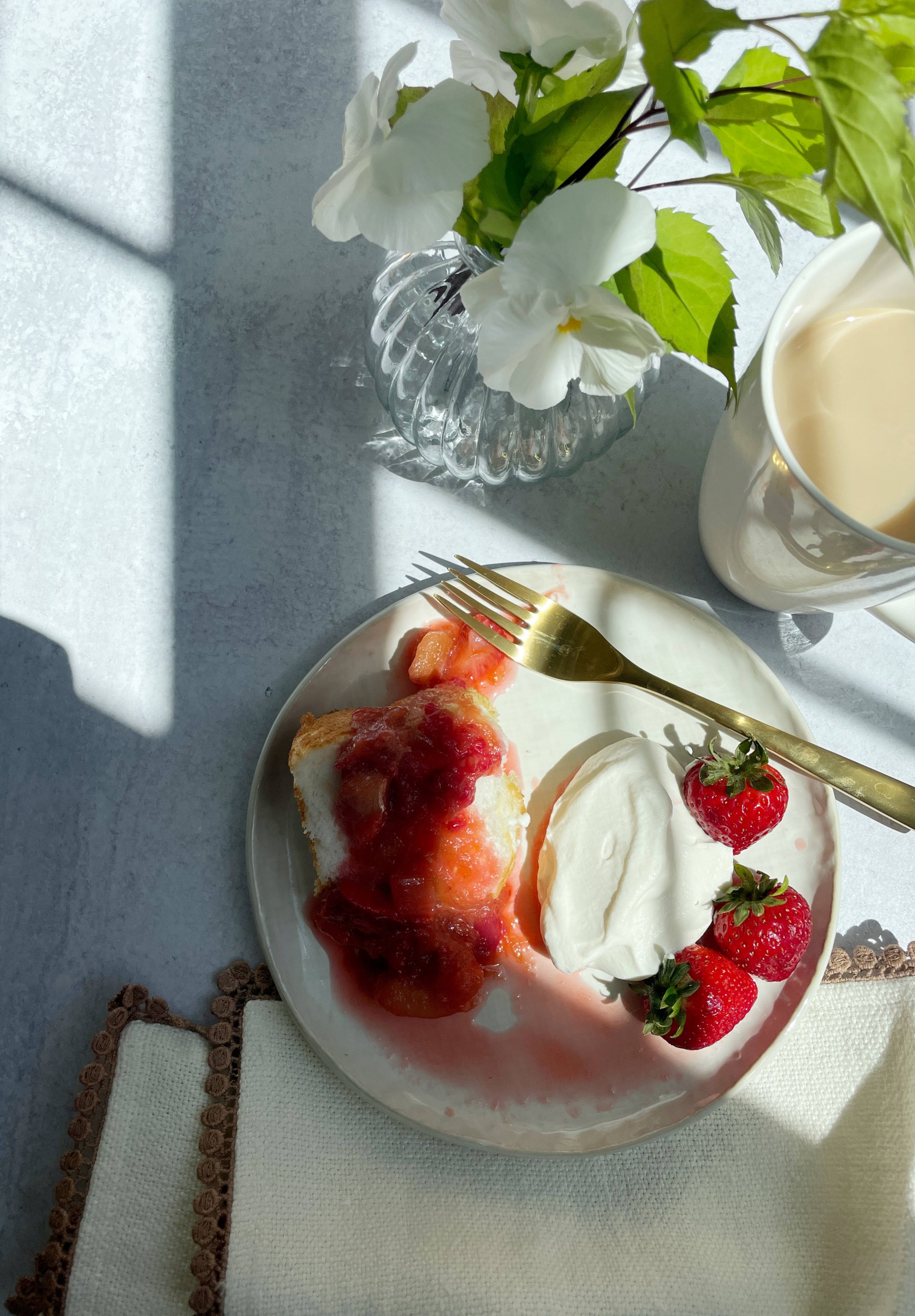 Highgrove Castle Rhubarb Cake